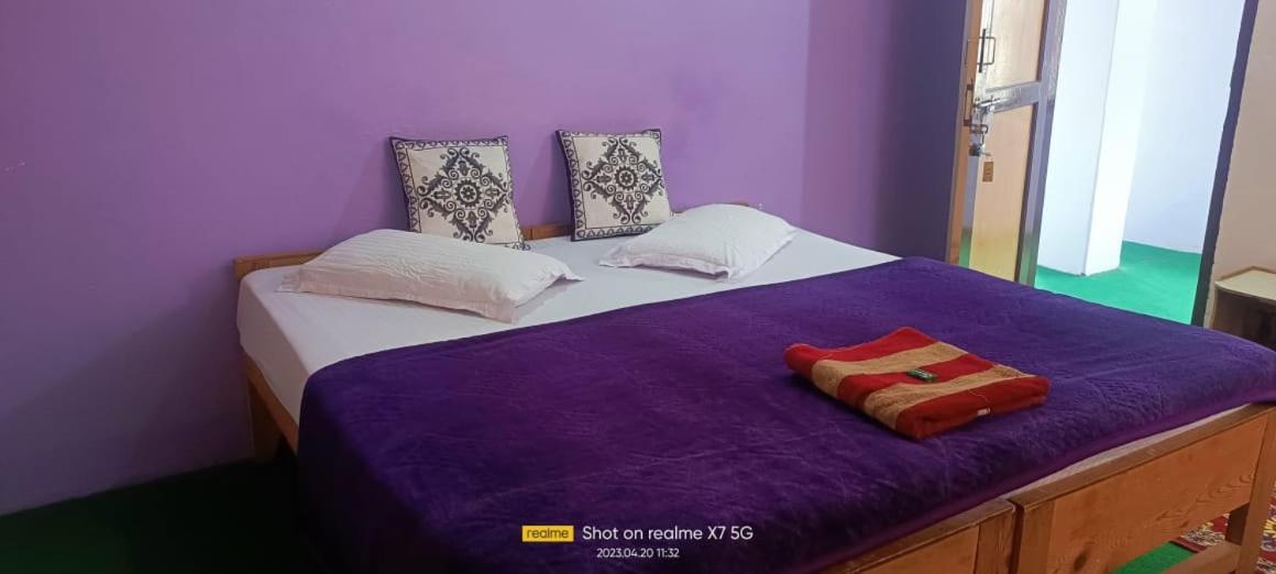 Debbhumi Regency Hotell Sāngla Exteriör bild