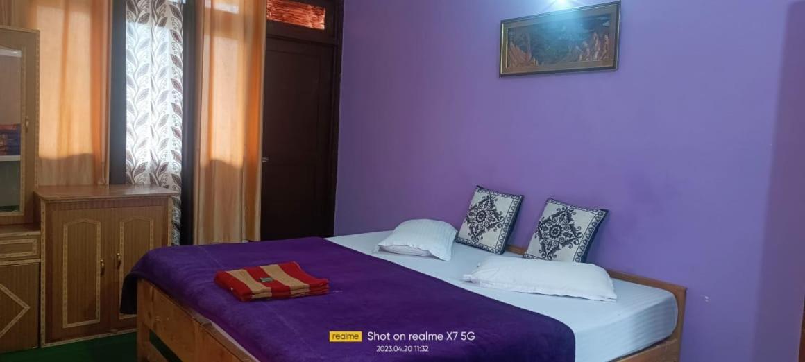 Debbhumi Regency Hotell Sāngla Exteriör bild