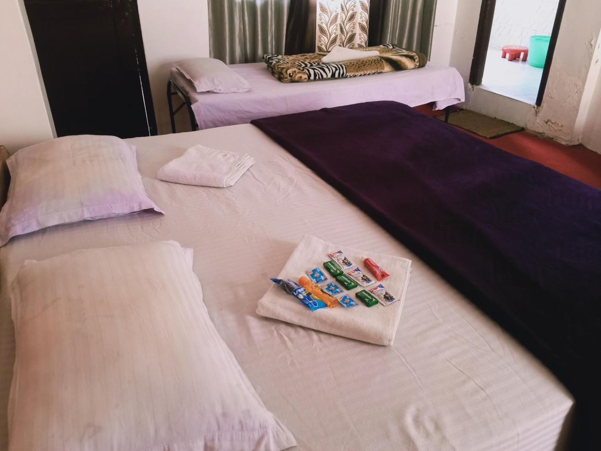 Debbhumi Regency Hotell Sāngla Rum bild