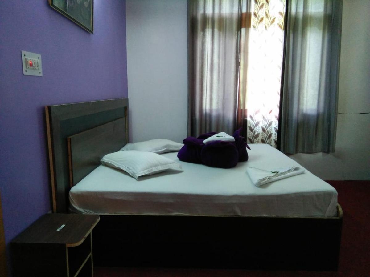 Debbhumi Regency Hotell Sāngla Exteriör bild